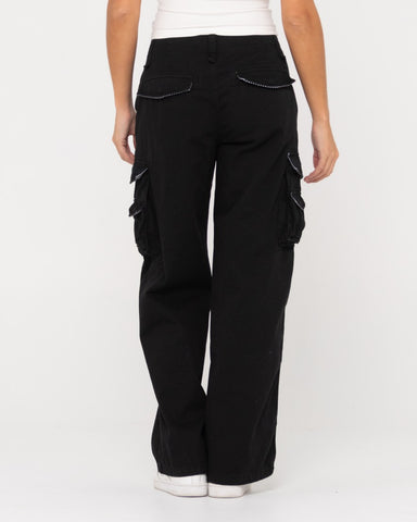 Woman wearing Tank Girl Low Rise Wide Fit Cargo Pant in Black