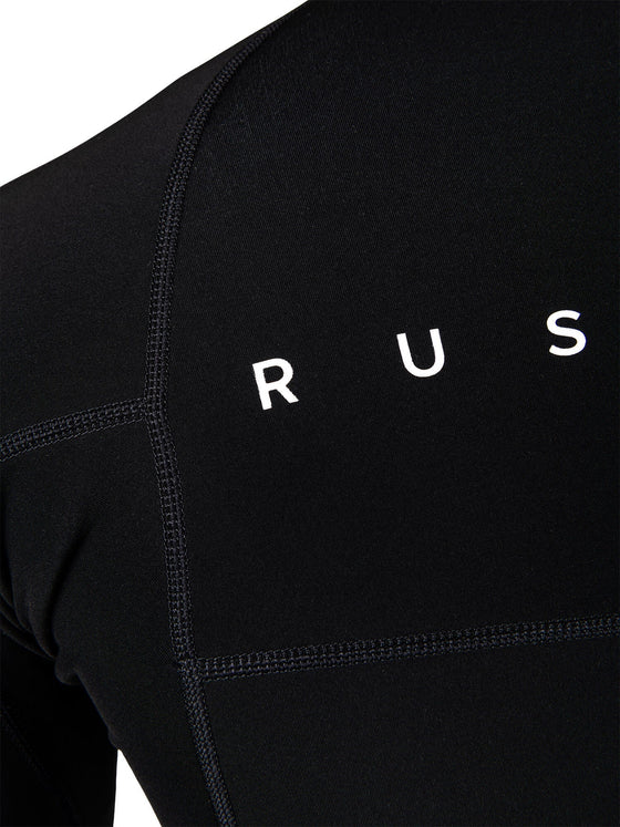 man-wearing-a-series-ecoprene-1-5mm-long-sleeve-wetsuit-jacket-in-black