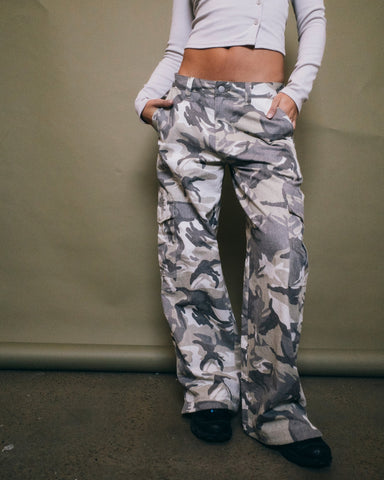 Woman wearing Camo-mile Low Rise Cargo Pant in Green