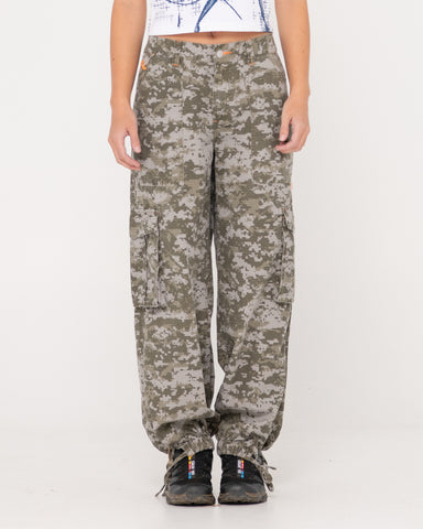 Woman wearing Ricardio Low Rise Cargo Pant in Camo