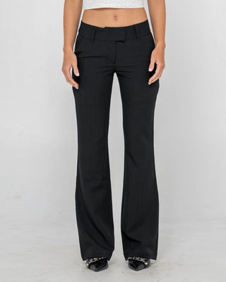 Woman wearing Finance Mummy Low Rise Suit Pant in Black 2