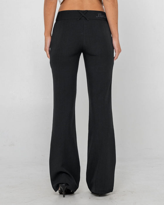 woman-wearing-finance-mummy-low-rise-suit-pant-in-black-2