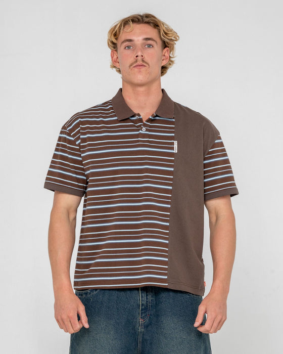 man-wearing-pop-off-short-sleeve-polo-in-pinecone