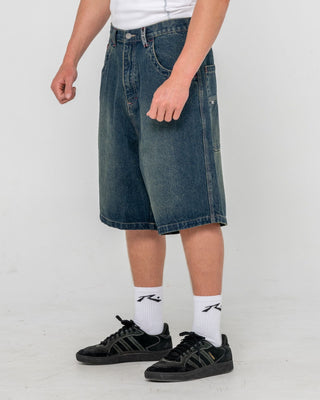 Man wearing Yowie Baggy Jort in Dark N Dirty