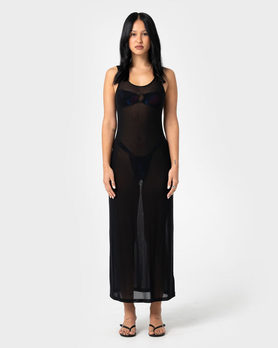 woman-wearing-maya-maxi-dress-in-black