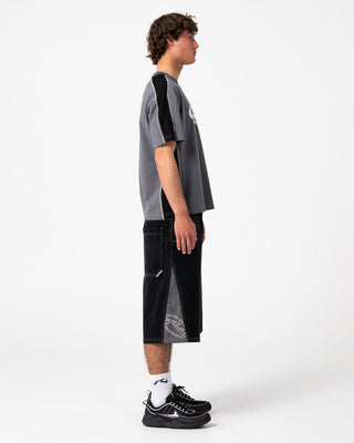 Man wearing Hit Up Short Sleeve Tee in Steel