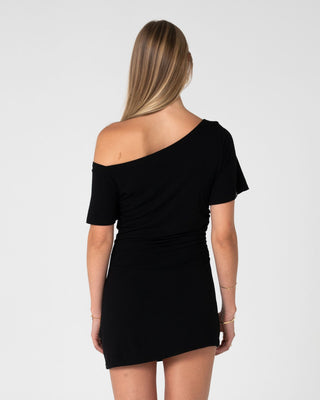 Woman wearing Sally Slouch Off Shoulder Dress in Black