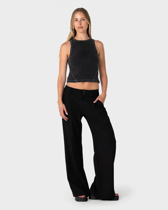 woman-wearing-thats-hot-rusty-tank-in-washed-black