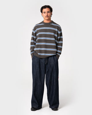Man wearing Reel Fluff Knitted Crew in Steel