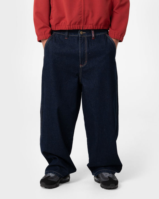 man-wearing-spyro-jean-in-raw-dawg-blue