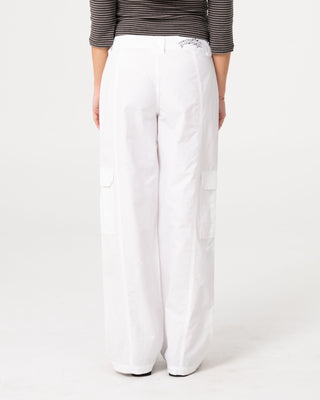Woman wearing Hot Shot Low Rise Straight Leg Cargo in White