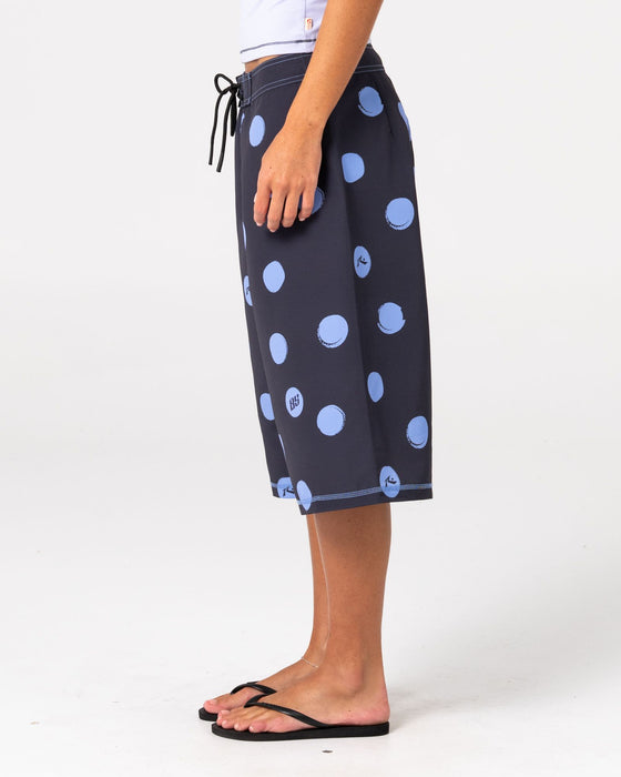 woman-wearing-phelps-fixed-waist-boardshort-in-carbon