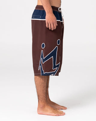 Man wearing Downshift Hybrid Waist Boardshort in Pinecone