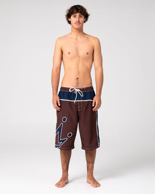 Man wearing Downshift Hybrid Waist Boardshort in Pinecone