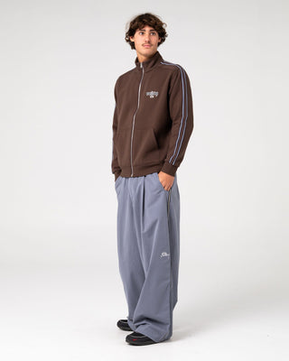 Man wearing Tracka Zip Thru Fleece in Java