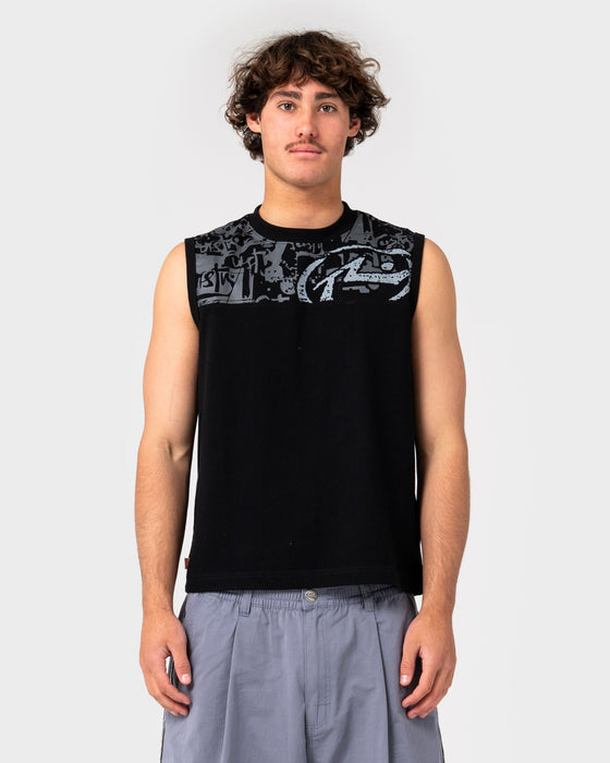man-wearing-chief-keef-muscle-in-black