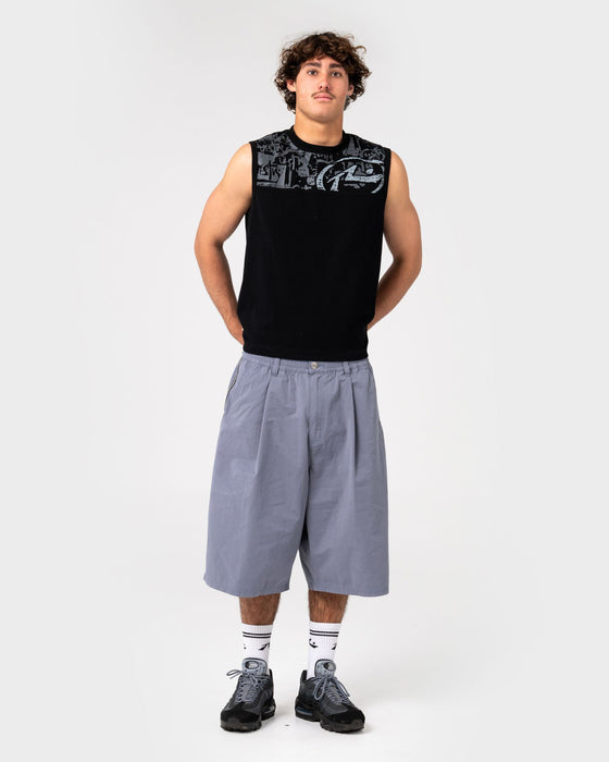 man-wearing-chief-keef-muscle-in-black