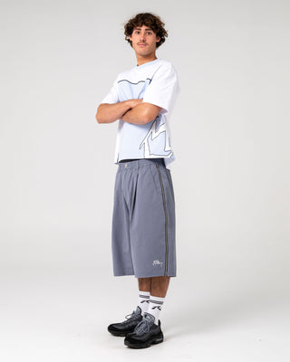 Man wearing Mista Ilavaline Elastic Short in Grey