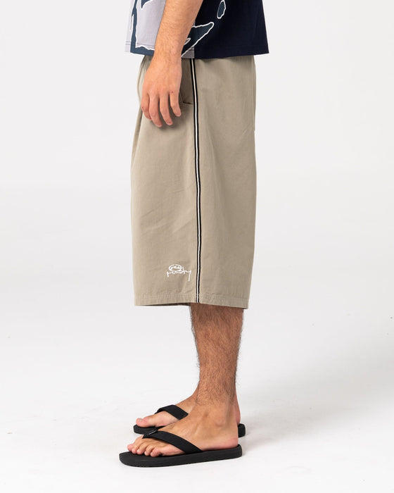 man-wearing-mista-ilavaline-elastic-short-in-putty