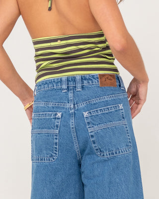 Woman wearing Bobby Barrel Mid Rise Jean in Middy Blue