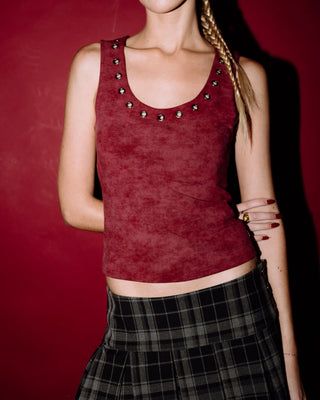 Woman wearing Eye Let Loose Tank Top in Cranberry