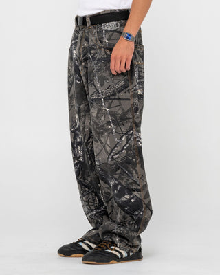 Man wearing Flip Rambo Pant in Camo