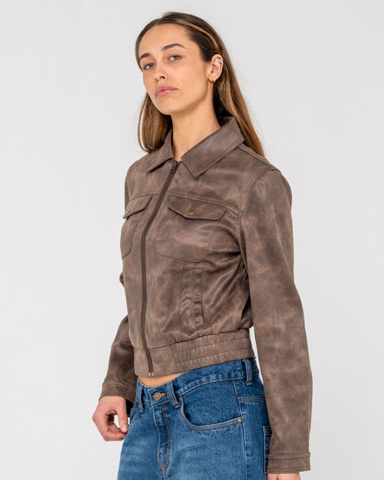 woman-wearing-ally-way-fitted-jacket-in-ash-brown