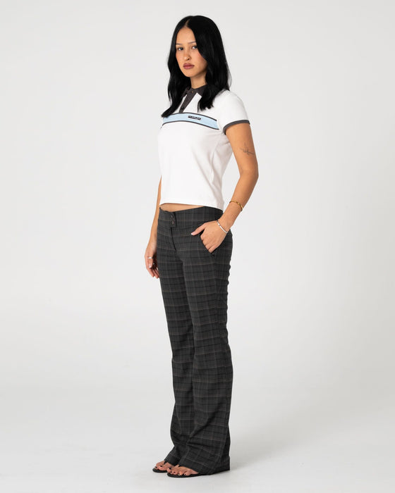 woman-wearing-plaid-mummy-low-rise-suit-pant-in-carbon-plaid