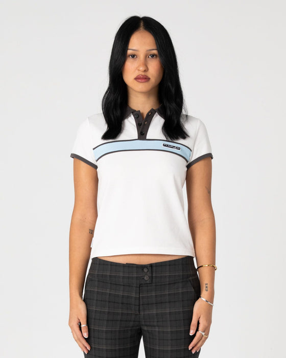 woman-wearing-step-closer-baby-polo-tee-in-off-white-carbon