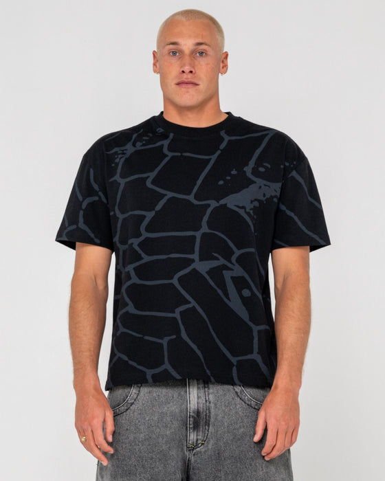 man-wearing-taipan-short-sleeve-tee-in-black