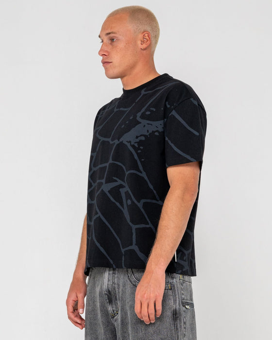 man-wearing-taipan-short-sleeve-tee-in-black