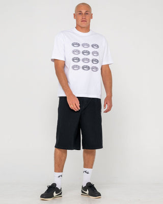 man-wearing-heat-check-short-sleeve-tee-in-white