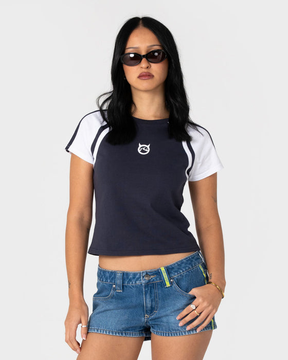 woman-wearing-devil-baby-raglan-cap-sleeve-tee-in-navy-white
