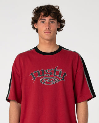 Man wearing Scream Short Sleeve Tee in Vintage Red