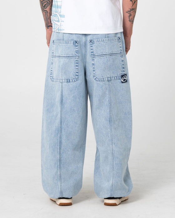 man-wearing-point-break-engineered-jean-in-true-blue