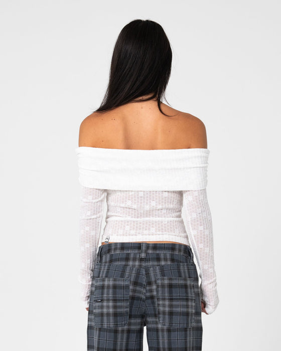 woman-wearing-veera-l-s-off-shoulder-top-in-white
