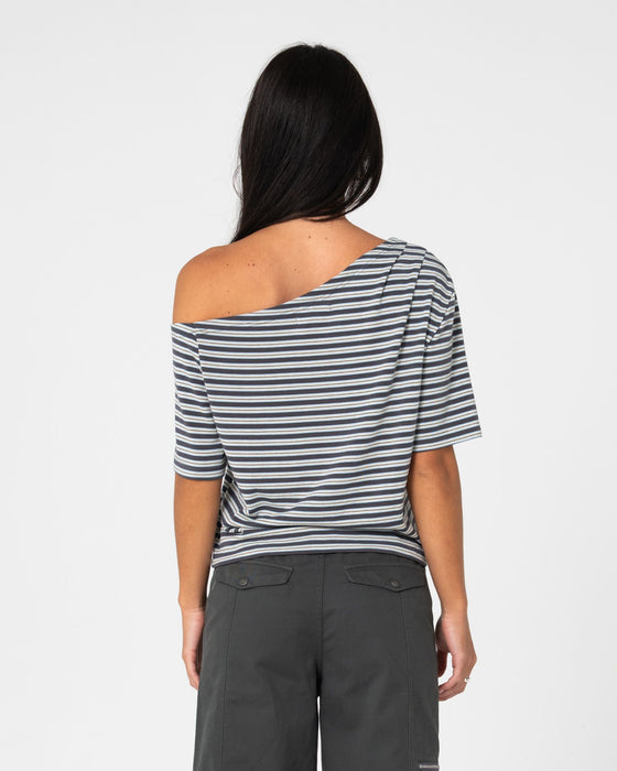 woman-wearing-sally-slouch-stripe-off-shoulder-top-in-grey-egret-stripe