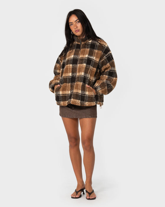woman-wearing-player-two-zip-through-sherpa-fleece-in-java