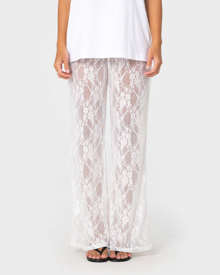 Woman wearing Lorelai Lace Straight Leg Pant in White