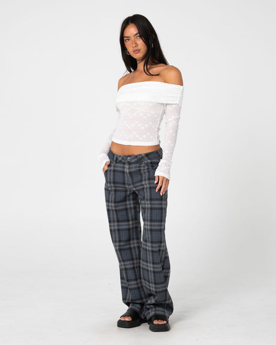 woman-wearing-im-just-a-plaid-pants-in-navy-plaid