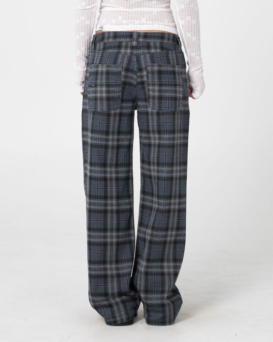 woman-wearing-im-just-a-plaid-pants-in-navy-plaid