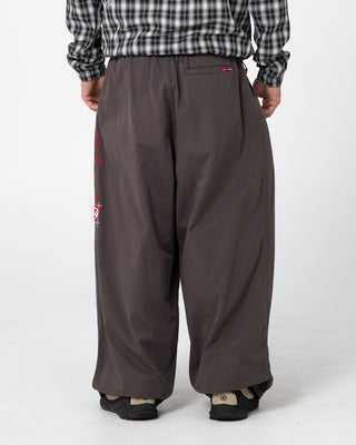 Man wearing Mista Mista Elastic Pant in Carbon