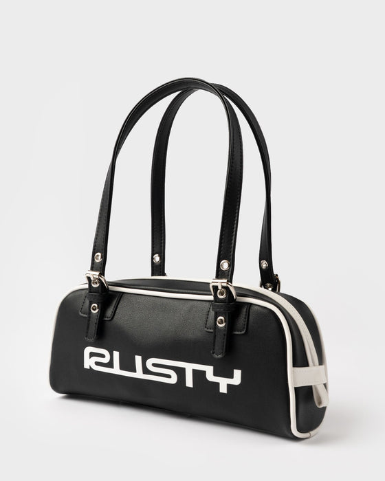 womens-fiend-hand-bag-in-black