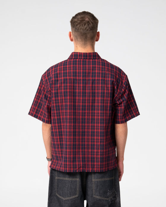 man-wearing-slick-rick-short-sleeve-shirt-in-red