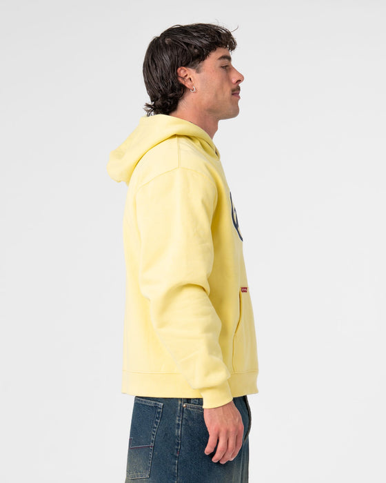 man-wearing-polar-ops-hooded-fleece-in-popcorn