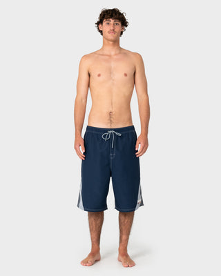 Man wearing Rusty x Halco 24