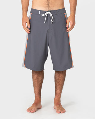 Man wearing Rusty x Halco 24