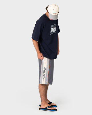 Man wearing Rusty x Halco 24