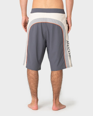 Man wearing Rusty x Halco 24