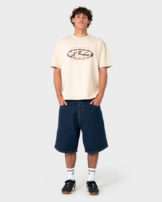 model-wearing-five-in-da-pot-short-sleeve-tee-in-cream